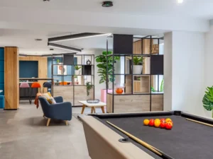 Devonshire Courtyard Social Space